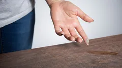 Respira tranquilo: consejos simples y efectivos de expertos para combatir el polvo en casa